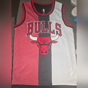 Vintage Men's Medium Chicago Bulls Jersey